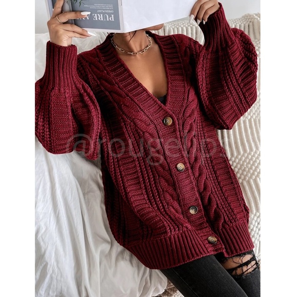 Oversized Burgundy Cable Knit Cardigan Long Sleeves Hip Length Buttoned - Picture 5 of 11